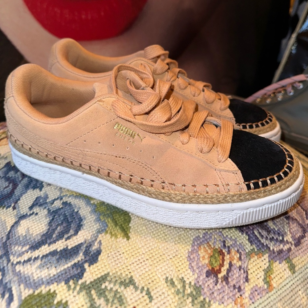 PUMA Carina Sneakers